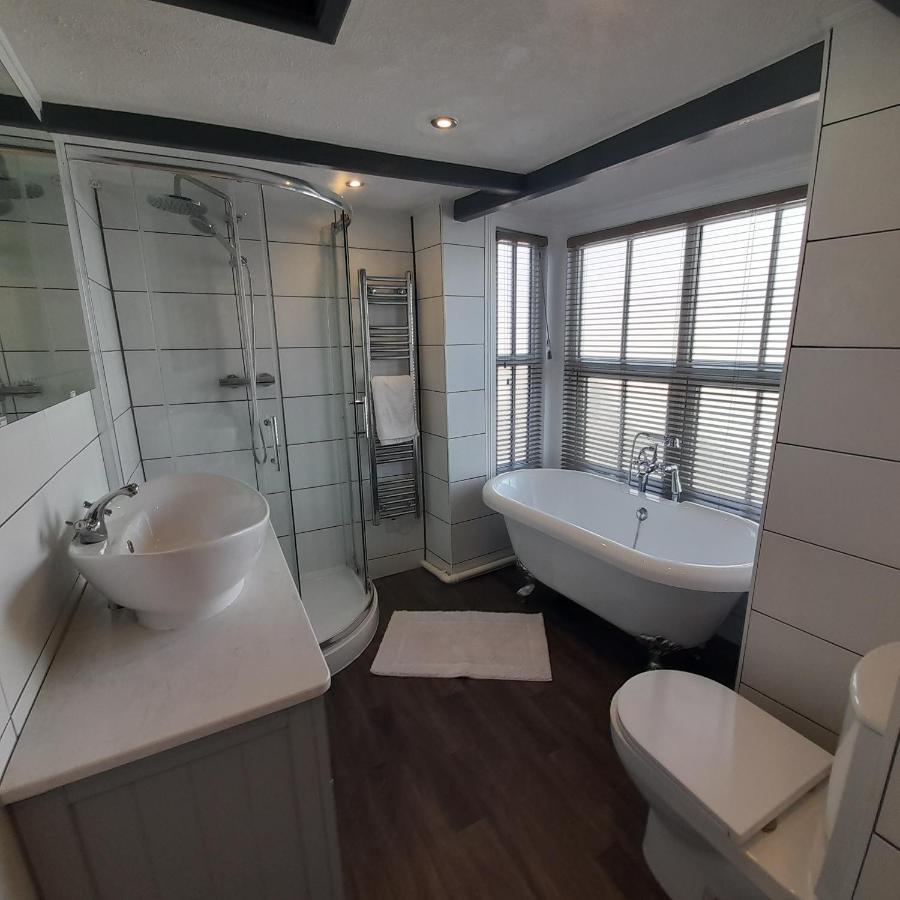 Appartamento Bernards Hideout Cromer Esterno foto